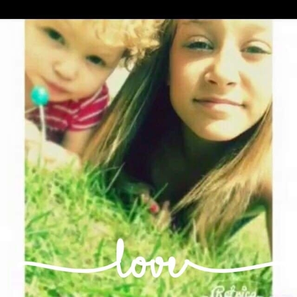 Meet your Posher, Rebecca - Picture 1 of 1